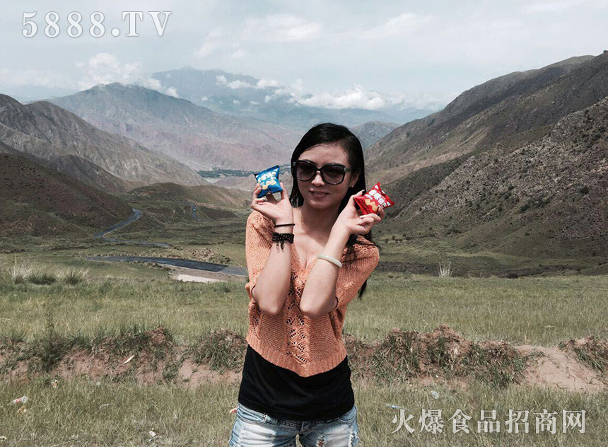 偰
