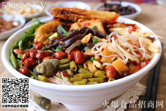 螺螄粉太火,跨界搶食的來了!五菱、洽洽、李子柒…… 螺螄粉太火,跨界搶食的來了!五菱、洽洽、李子柒……