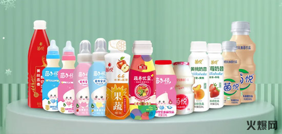產(chǎn)品不輸伊利、蒙牛等巨頭,終端反響火爆,這匹飲料黑馬實(shí)至名歸! 產(chǎn)品不輸伊利、蒙牛等巨頭,終端反響火爆,這匹飲料黑馬實(shí)至名歸!